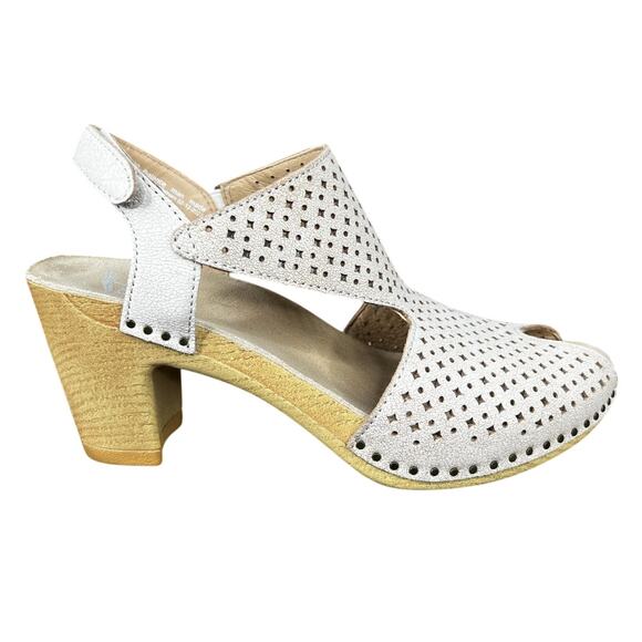 Dansko Shoes - Dansko Women’s Teagan White Leather Laser Cut Sandal Size 38 US 7.5/8